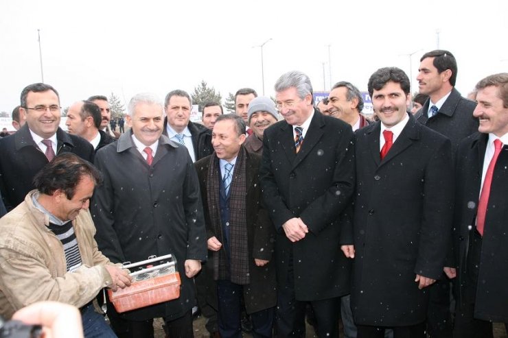 'Ulaşım sektörü Türkiye'de kalkınmanın lokomotifidir'