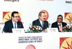 Dünya 2012 için küçülme planları yaparken, Türkiye 'yatırım fırtınası'na tutuldu <br >