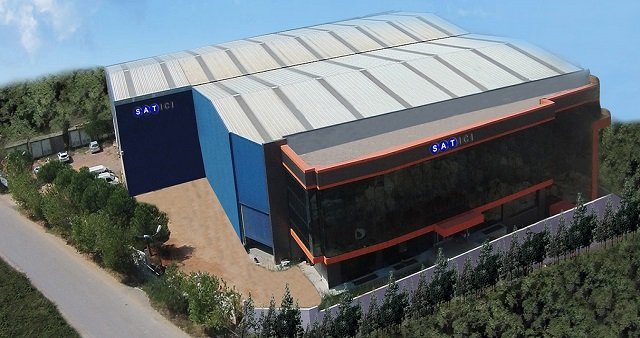 SATICI Makina Müşterilerinin ihtiyaçlarına yönelik "ürüne özgü" tasarımlarıyla fark yaratmaktadır.