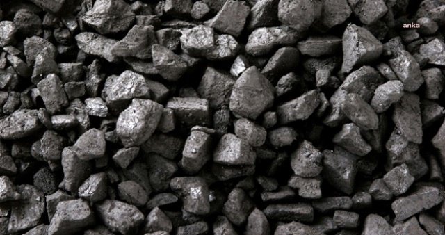 Katı yakıtlarda en fazla üretim ve teslimat linyit kömüründe oldu