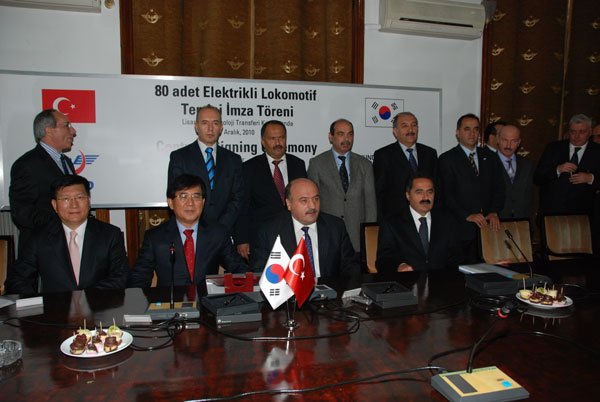 TÜLOMSAŞ ile Hyundai Rotem Şirketi arasında anlaşma imzalandı