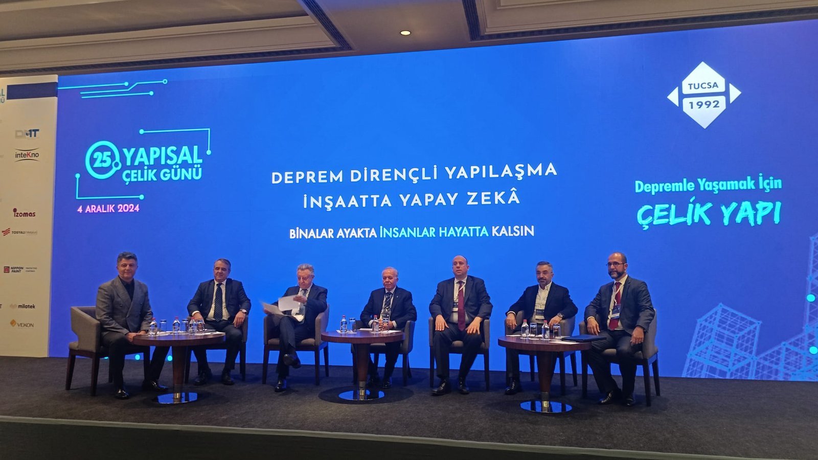 Depremlere karşı ‘çelik’ önerisi