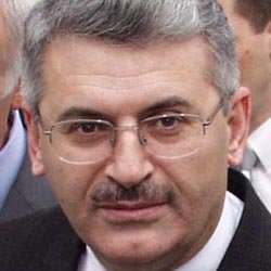 Bakan Yıldırım'dan Yıldırım Ray