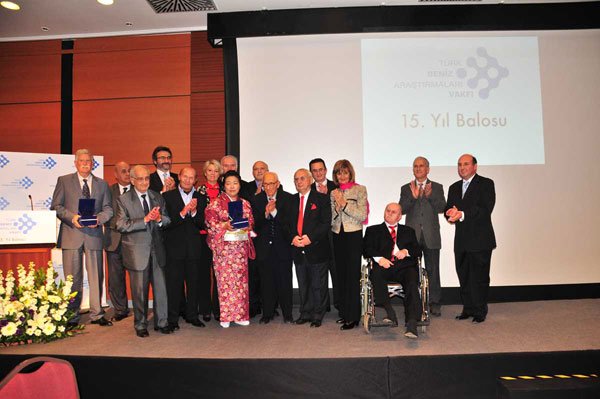 15.YIL TÜRK DENİZ ARAŞTIRMALARI VAKFI HİZMET VE BAŞARARI ÖDÜLLERİ SAHİPLERİNİ BULDU...