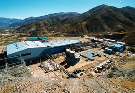 Valenin sevkiyatları kesmesinden bıkan çinli çelik üreticileri, demir cevherini yerel pazardan almayı kabul ediyor