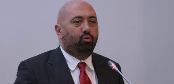 Oto fiyatlarını artık müşteri belirleyecek