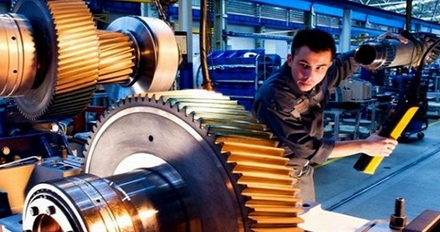 Sanayi üretimi beklentilerin üzerinde arttı