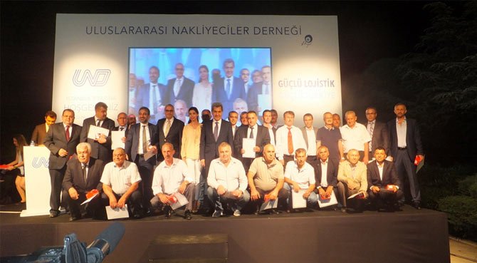 14 OMSAN Sürücüsü Uluslararası Karayolu Taşımacılığı Birliği (IRU) Tarafından Onur Nişanı ile Ödüllendirildi