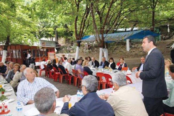 İzmirli İşadamları ve sanayiciler Payas’ta buluştu