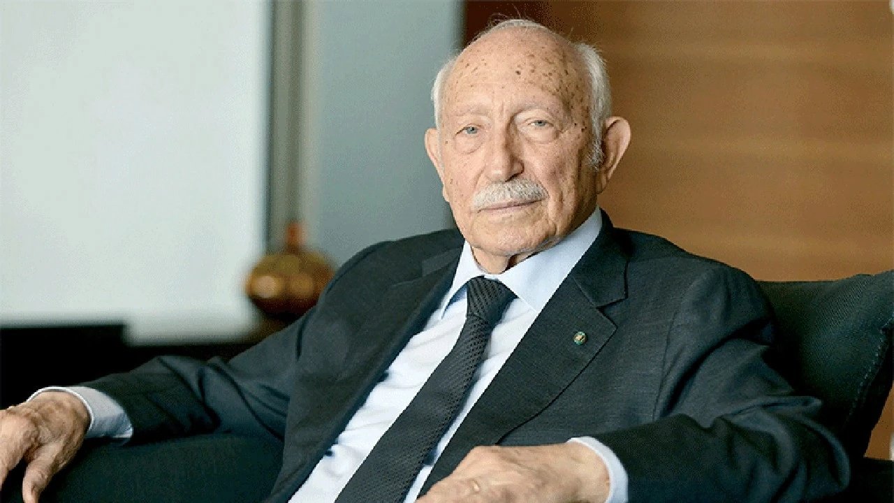 Duayen iş insanı Asım Kibar vefat etti