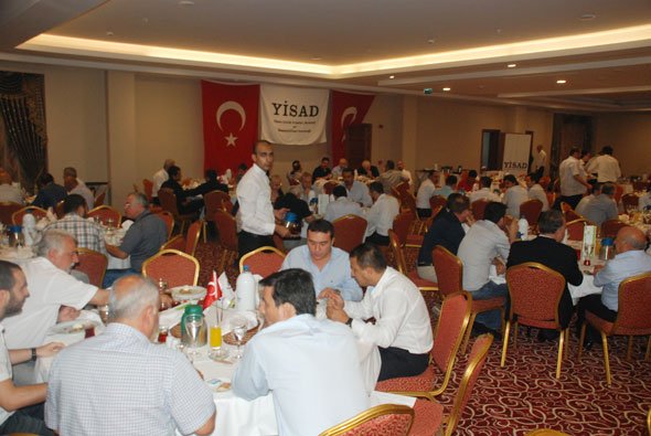 YİSAD üyeleri Holiday Inn Gebze İstanbul Asia Hotel’deki iftar davetinde bir araya geldi