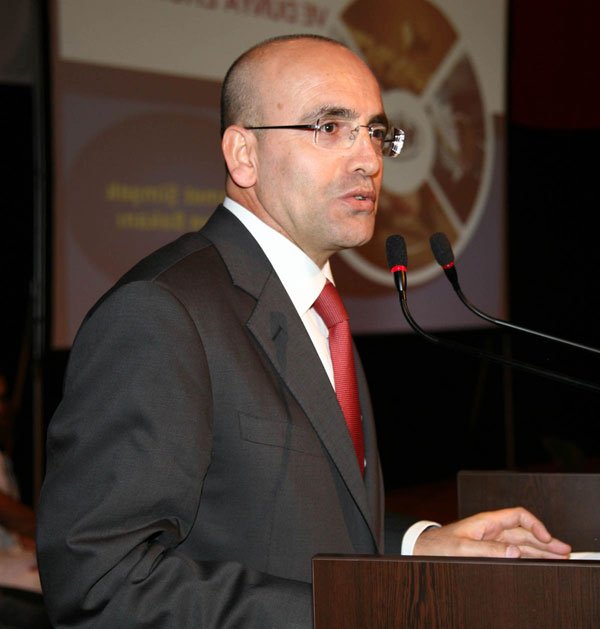 Şimşek: Seçim, savaş bütçesi yapmadık