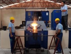 Büyükşehir Belediyesi'nin Işıklar Caddesi düzenleme çalışmaları 