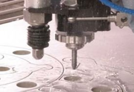 WATERJET KESME TEKNOLOJİSİ İLE HER TÜRLÜ MALZEMEYİ KESMEK MÜMKÜN
