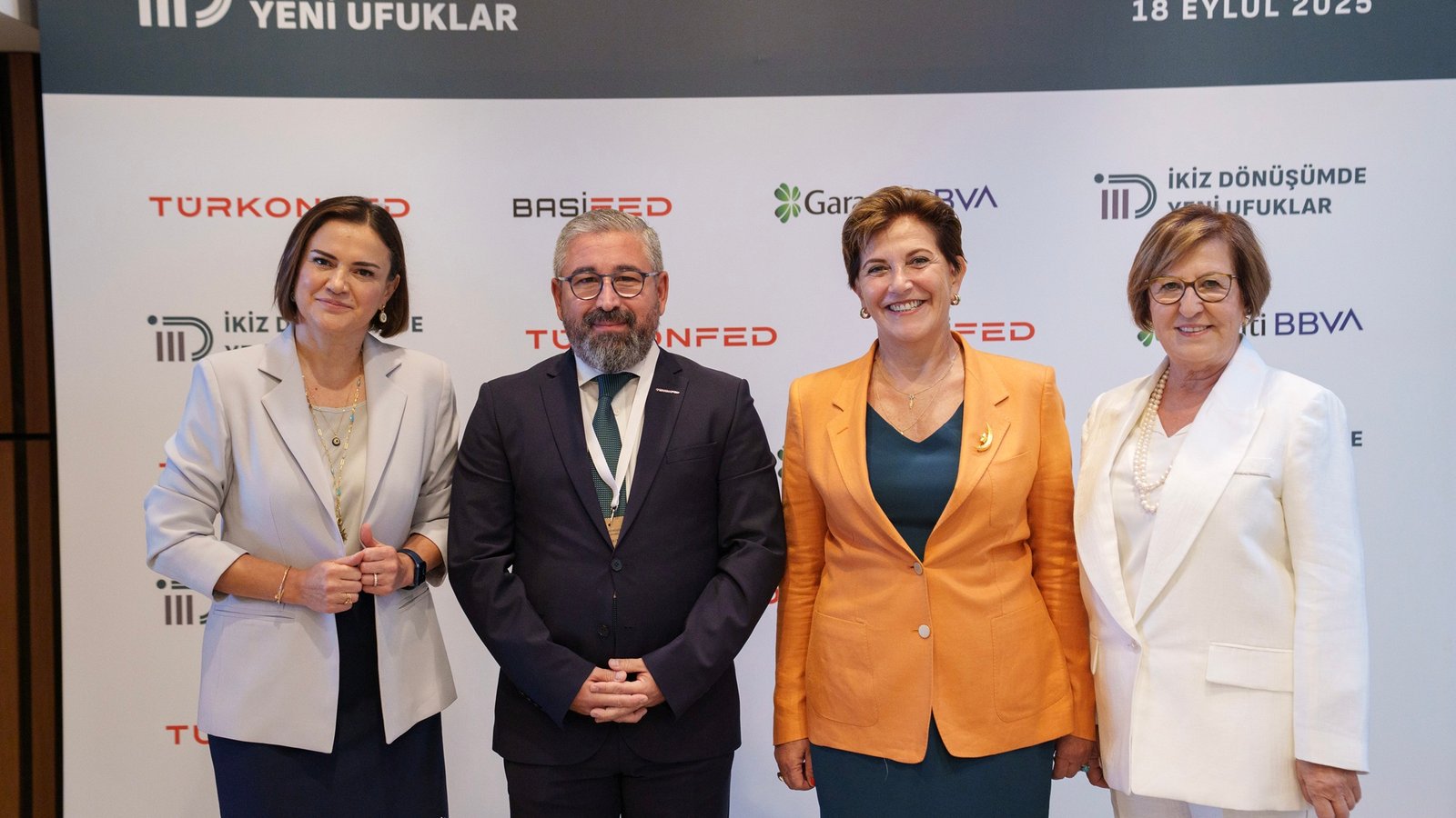 TÜRKONFED ve Garanti BBVA İzmir’de KOBİ’ler ile buluştu