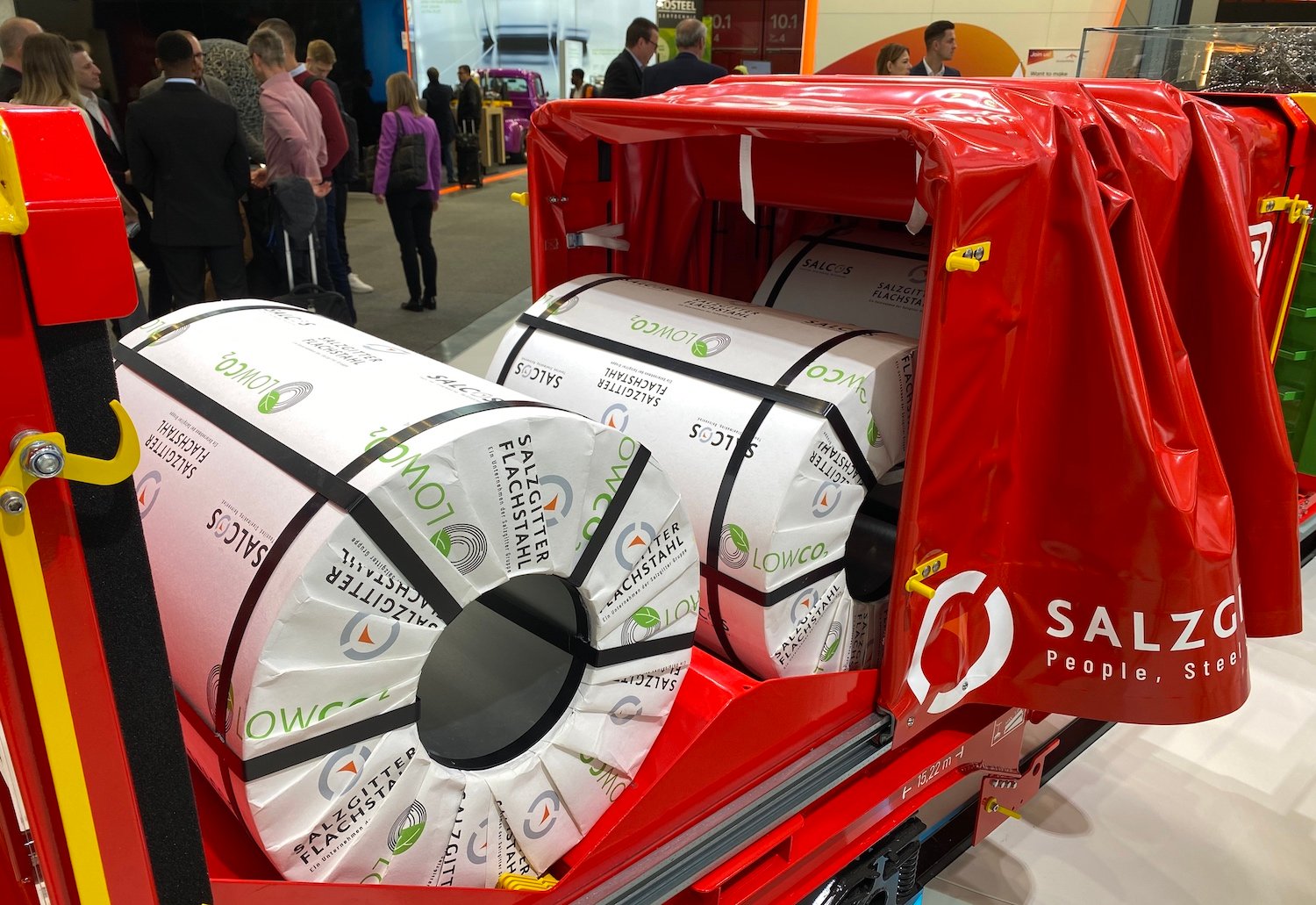 Salzgitter Flachstahl ve Octopus Energy, Schiebsdorf Güneş Enerjisi Çiftliği İçin 10 Yıllık Elektrik Satın Alım Anlaşması İmzaladı