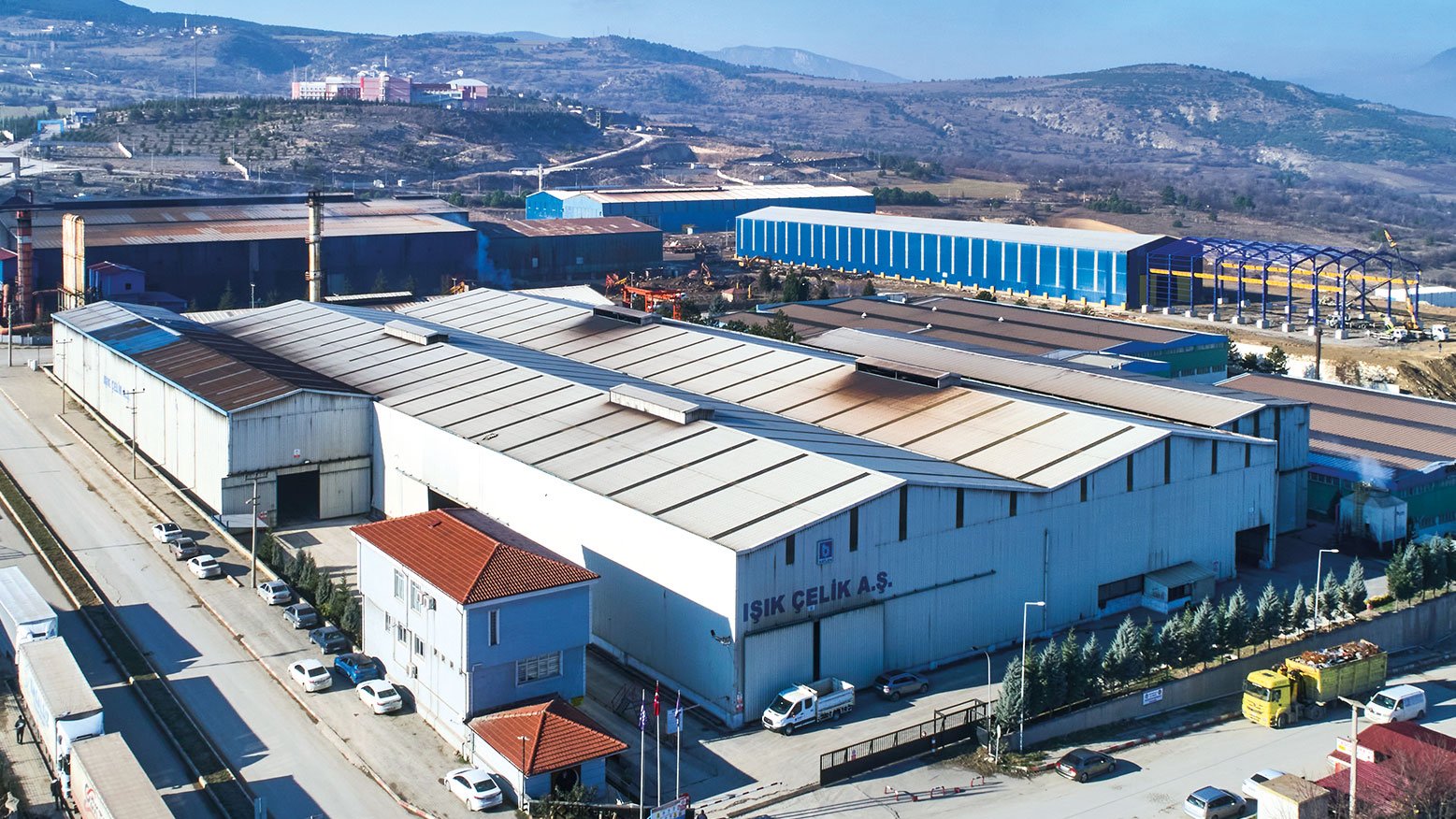 IŞIK ÇELİK  Karabük’ten dünyaya  IŞIK dağıtıyor