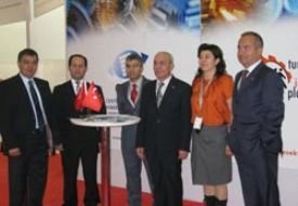 Türk Makine Sektörü Pekin/Çin Halk Cumhuriyetì̀̀̀̀̀̀̀nde Düzenlenen Cimes 2008 Uluslararası Makine Fuarı̀̀̀̀̀̀̀̀nda OAİB Organizasyonu’nda Tanıtıldı