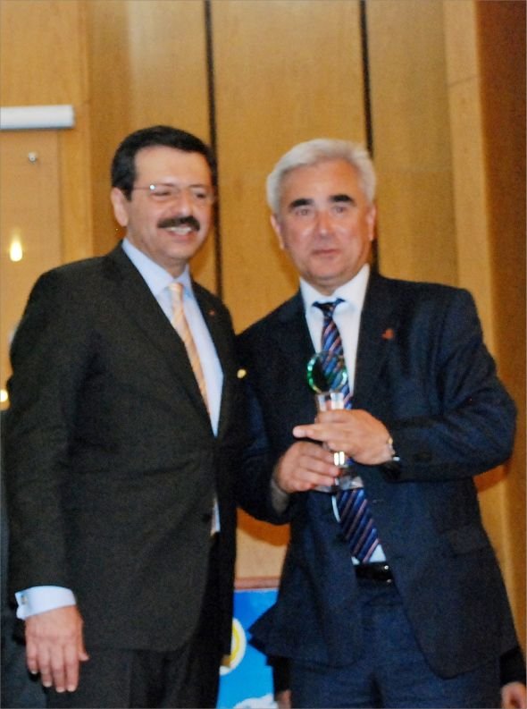 Hakan Plastik, "2011 Yılı En Fazla Yatırım Yapan Firma" Ödülünü Aldı