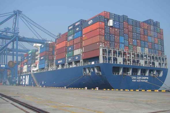 Dış ticaret açığı 50.7 milyar dolar oldu