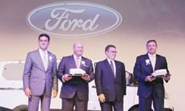 630 milyon dolarlık ilk ticariler banttan indi