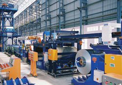 Tezcan entegrasyona yönelik yatırımlarına aralıksız devam ediyor...