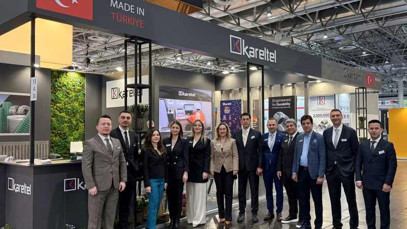 Karel Tel Wire Düsseldorf’ta yoğun ilgi gördü