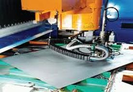 Kırıkkale’de Türkiye’nin en büyük metal kesme makinesini yaptılar