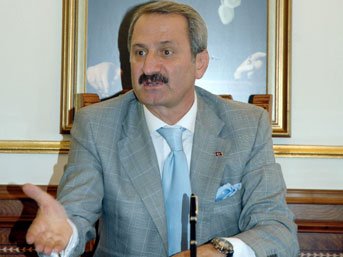 Zafer ağlayan Hatay ve Osmaniye'deki demir çelik yatırımlarını inceledi