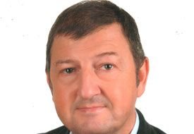 Ömer Feyzoğlu; ‘’2012 senesi tahminimiz inşaat demiri fiyatlarının dünya ekonomik krizinin etkisiyle fazla hareketli olmayacağı yönündedir’’