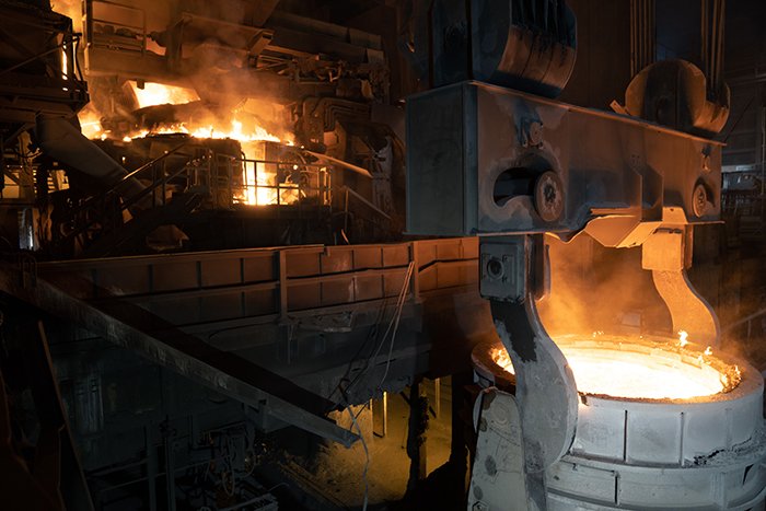 Direkt İndirgenmiş Demir-Elektrik Eritme Fırını-Temel Oksijen Fırını (DRI-ESF-BOF) Yoluyla Çelik Üretimi