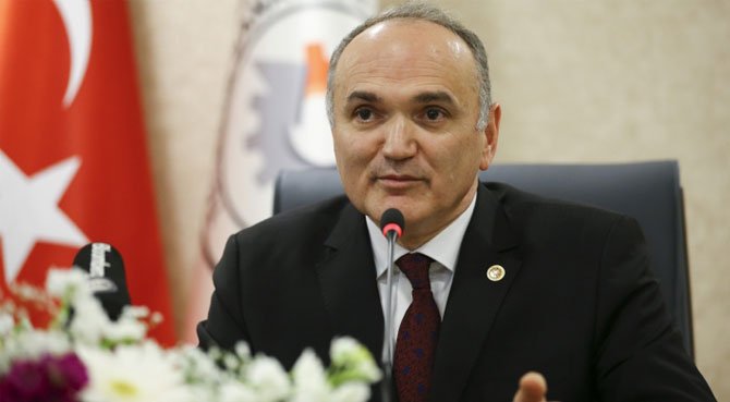 Bakan Özlü, Demir Çelik Sektörünün Sorunlarını Dinledi