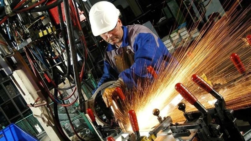 İmalat PMI 3 ayın en yüksek seviyesine çıktı: Talep ve üretimde zayıflık devam etti