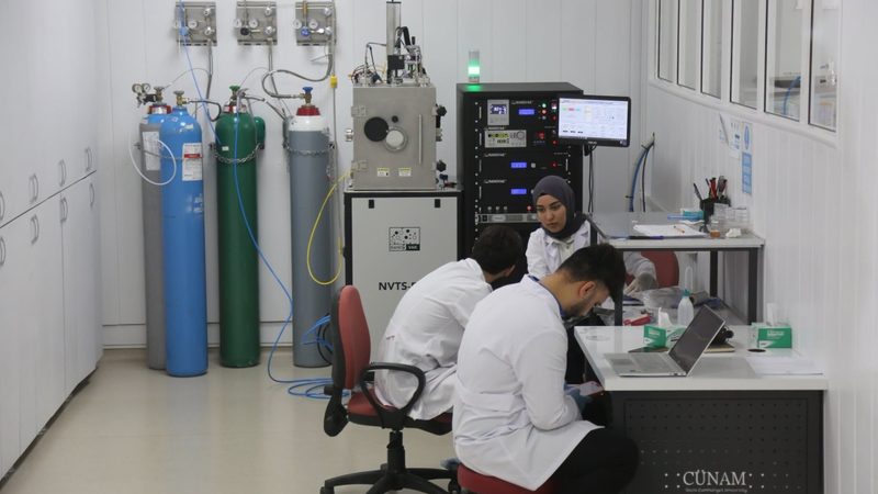 CÜNAM’ın araştırma ve laboratuvar altyapısı Sivas sanayisine tanıtıldı