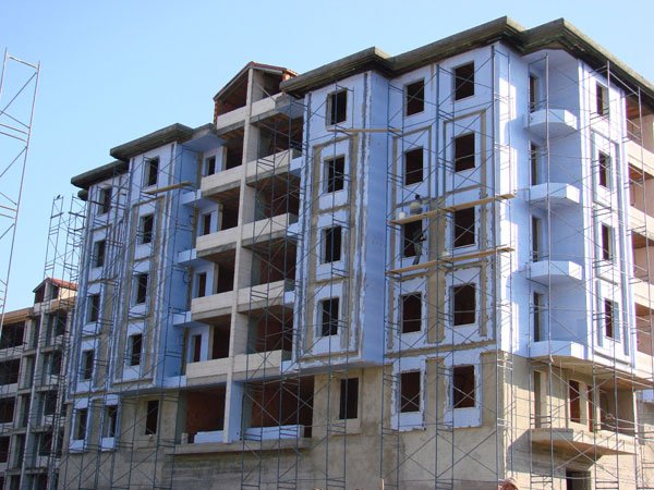 Enerji ve Tabii Kaynaklar Bakanlığı’nın  bütçesinin 22,5 katı enerjiyi israf ediyoruz
