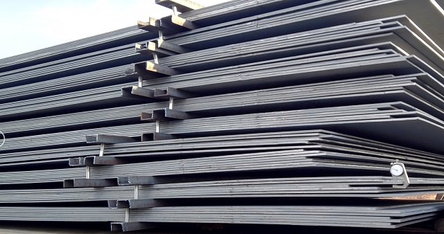 Savaş, gemi sacını da vurdu