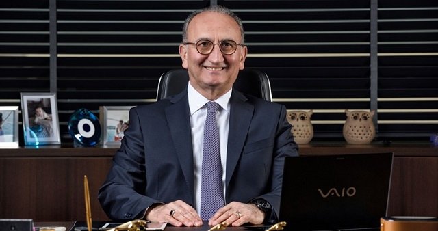 Kastaş, 40. yaşını kutluyor