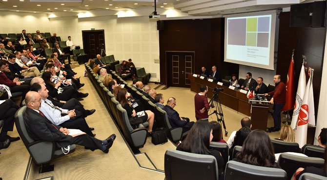 Ekonomi ve İK Duayenleri Adana'lı İş İnsanlarıyla Bir Araya Geldi