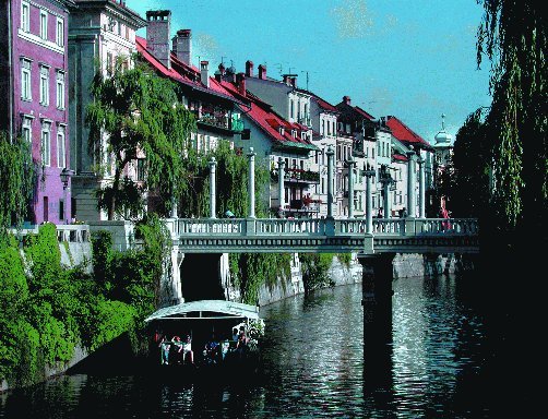 Slovenya, avantajlı imkânlar sunarak Türk ihracatçısına lojistik hizmeti sunmak istiyor 