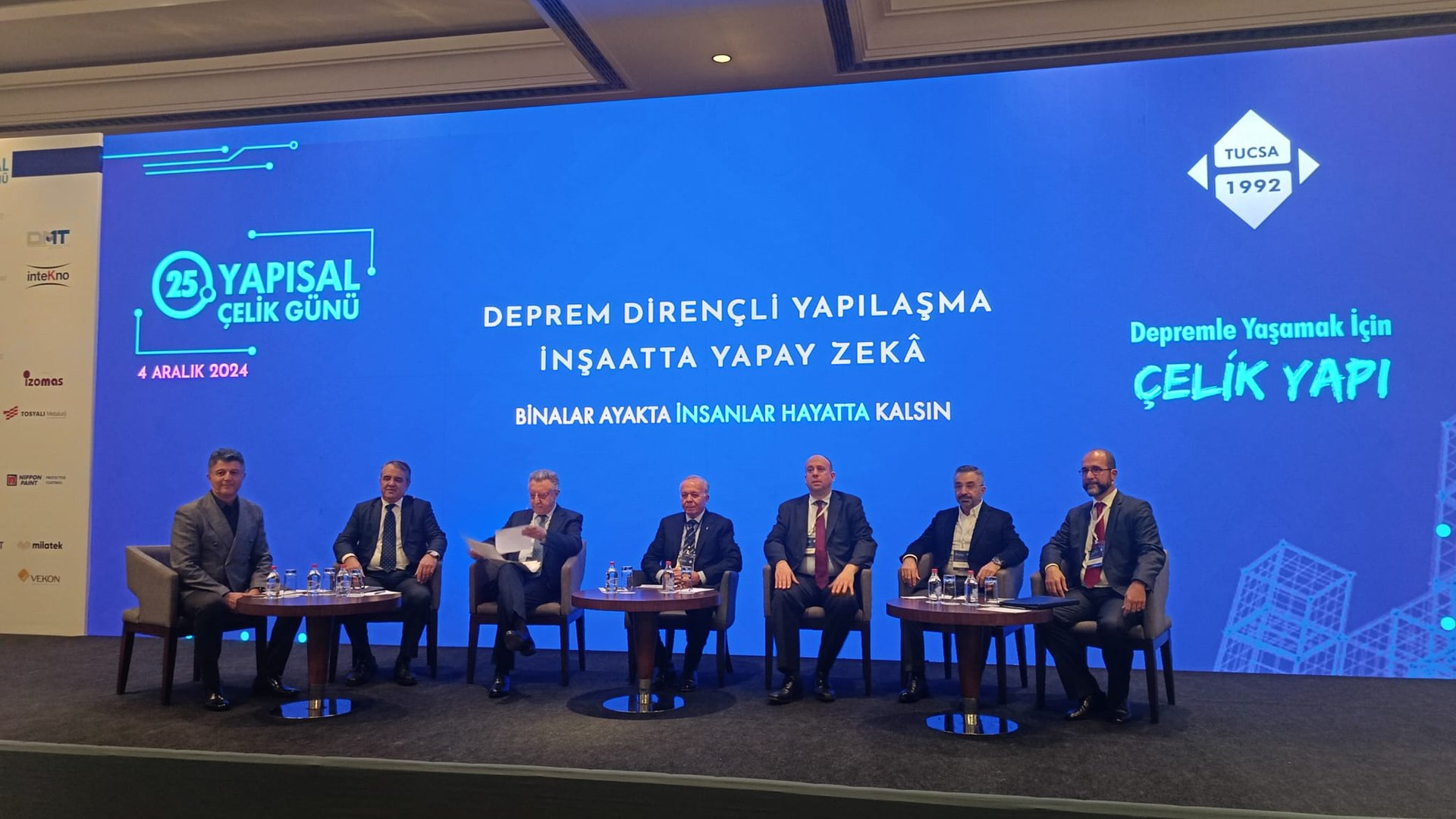 Depremlere karşı ‘çelik’ önerisi