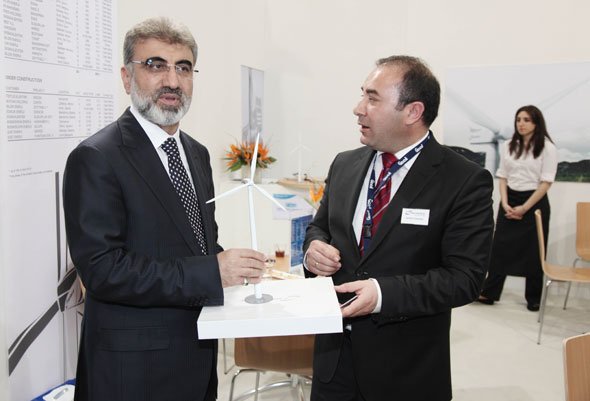 Bakan Yıldız: Çantacılar artık çantalarını alarak bu sektörden çıkmak zorundalar