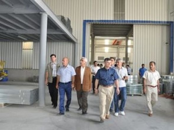 Batman Valisi Organize Sanayi Bölgesi'ni İnceledi