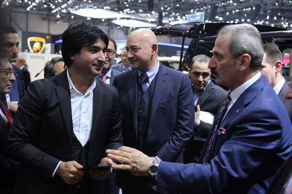 EKONOMİ BAKANI ZAFER ÇAĞLAYAN'I "GURURLANDIRAN TASARIMCI"