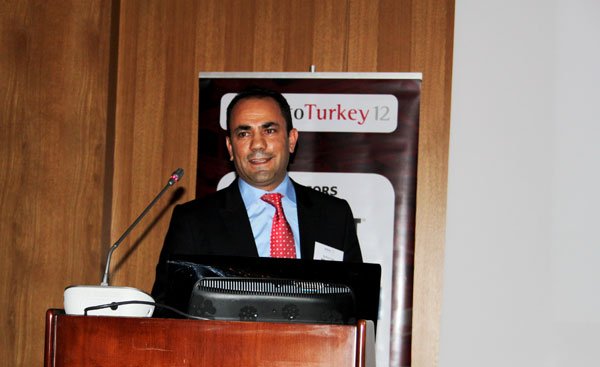 Sektörümüze Yön Veriyoruz