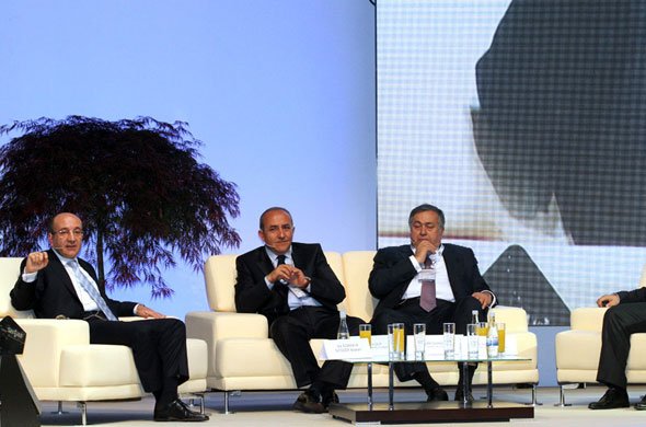 “STK’LAR GAYRİMENKUL SEKTÖRÜNÜ MERCEK ALTINA ALIYOR”