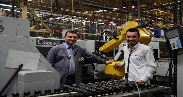 Robotlar ve makineler birbiriyle konuşuyor, fabrikalar 724 çalışıyor 