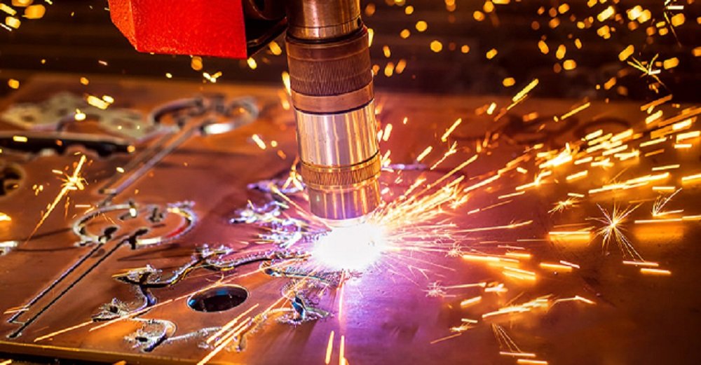 Sanayi üretimi yıllık %1,0 arttı